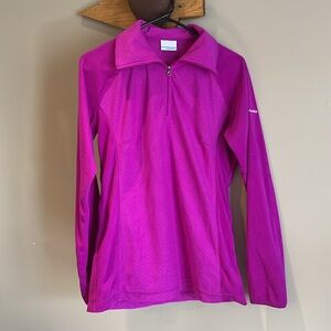 Woman’s purple thin Columbia patterned fleece sweatshirt 1/4 zip excellent cond